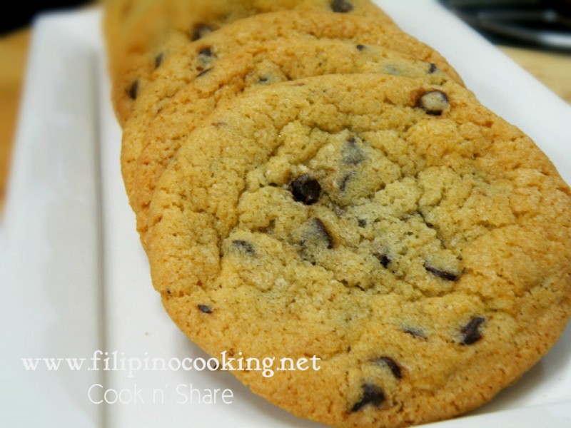 chocolate chip cookies