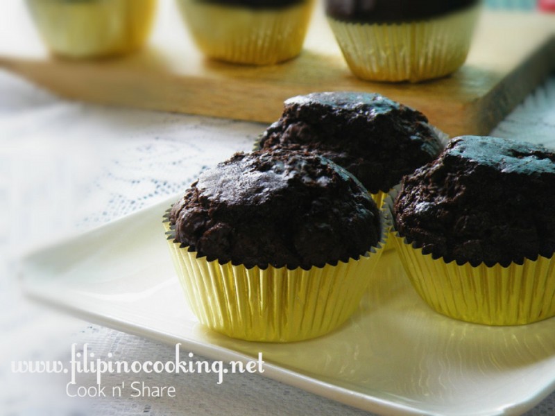 chocolate muffins