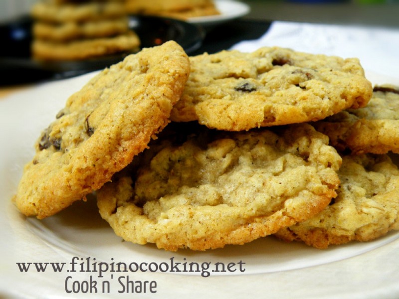 oatmeal raisin cookies