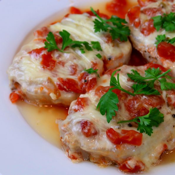 porkchops with tomato and cheese
