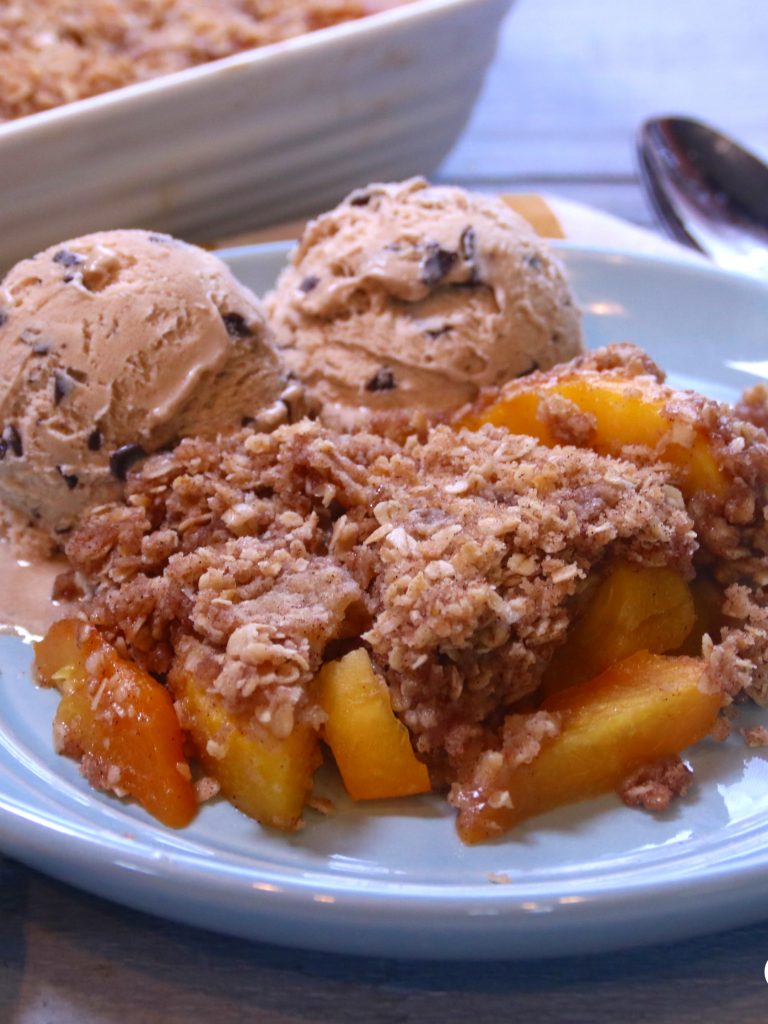 peach crumble