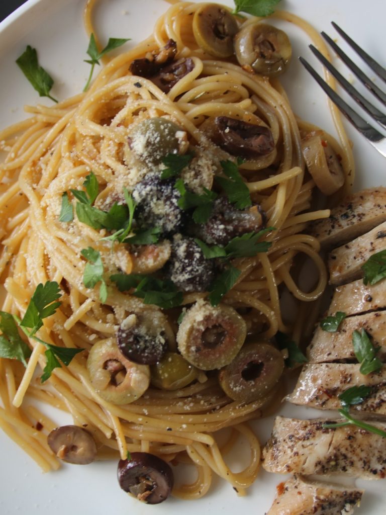 olivegarlicchickenpasta