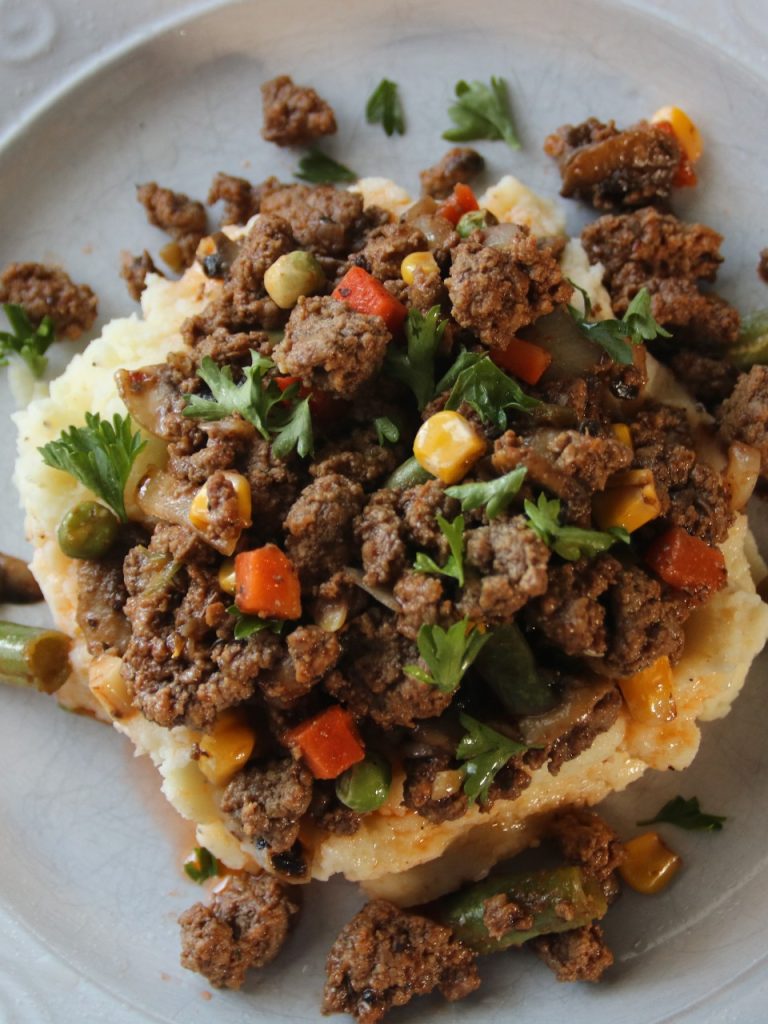 Ground Beef and Gravy Over Mashed Potatoes - 40 Aprons