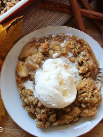 Easy Country Apple Crumble