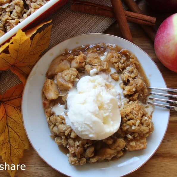 Easy Country Apple Crumble