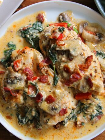 smotheredchickenwithcreamybaconmushroomsandspinach