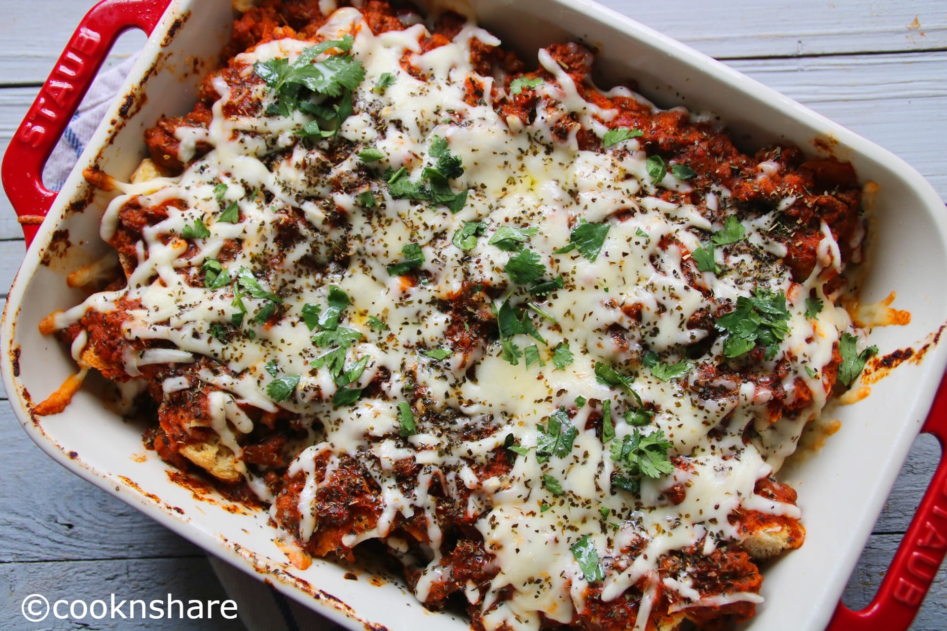 Beefy Cheesy Garlic Bread Casserole – Cook n' Share